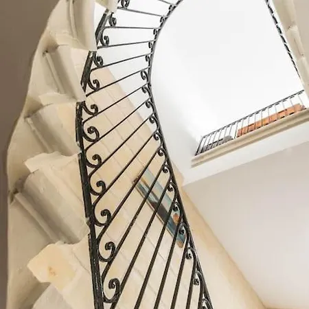 شقة Stunning Views Seafront Townhouse سليمة