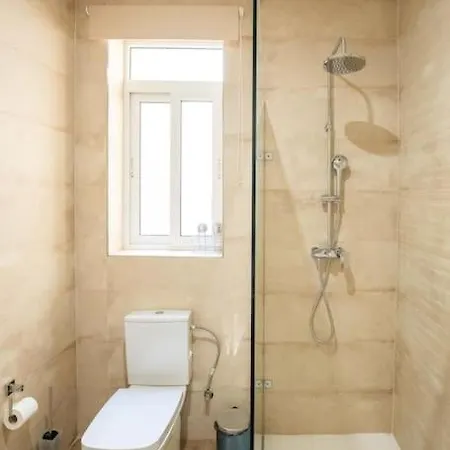 Apartament Stunning Views Seafront Townhouse *