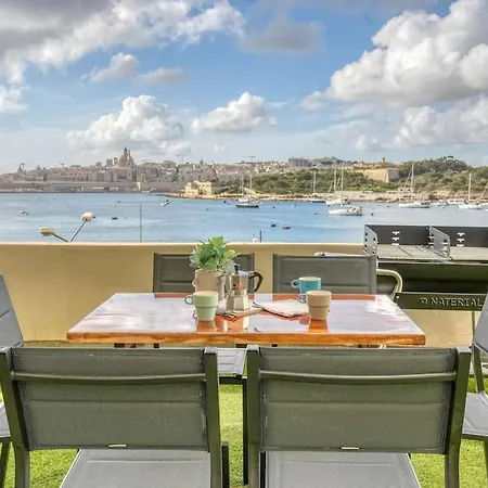 Apartament Stunning Views Seafront Townhouse Sliema