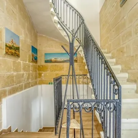 Stunning Views Seafront Townhouse شقة سليمة