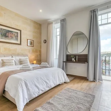 Apartament Stunning Views Seafront Townhouse *