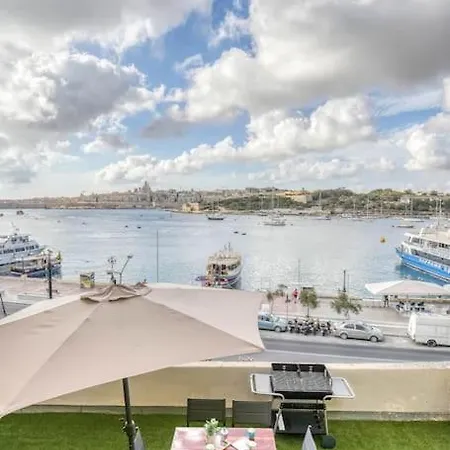 Apartament Stunning Views Seafront Townhouse